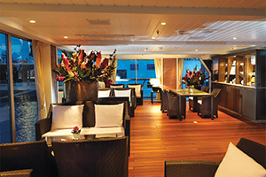 Aft-Lounge