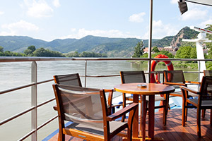 Patio Lounge