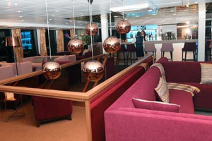 Lounge Bar